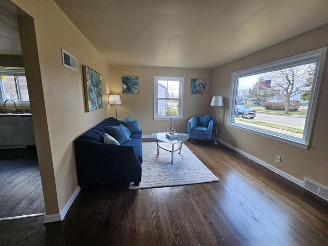 3407 3rd AVENUE, Racine, WI 53402