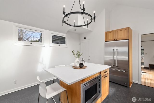 2419 28th Avenue W, Seattle, WA 98199