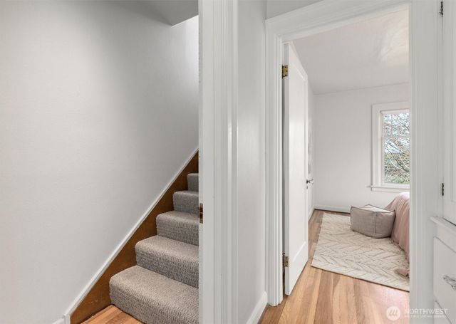 2419 28th Avenue W, Seattle, WA 98199