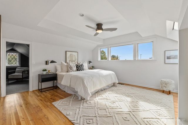 2419 28th Avenue W, Seattle, WA 98199