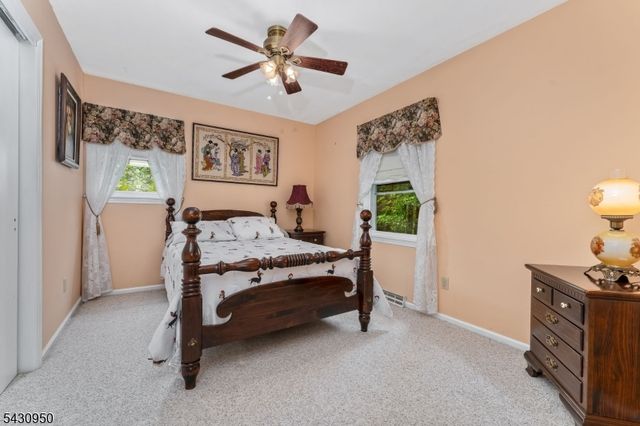 12 Church Rd, Holland Twp., NJ 08848