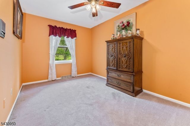 12 Church Rd, Holland Twp., NJ 08848