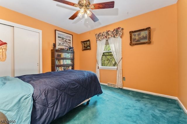 12 Church Rd, Holland Twp., NJ 08848