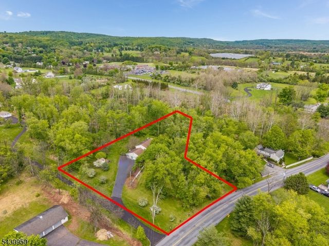 12 Church Rd, Holland Twp., NJ 08848