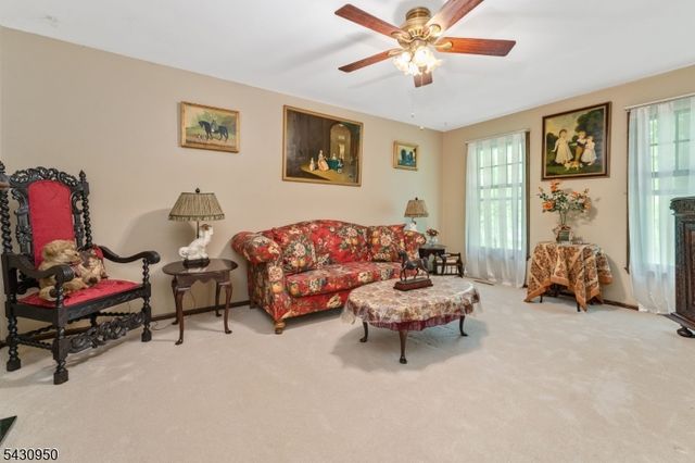 12 Church Rd, Holland Twp., NJ 08848