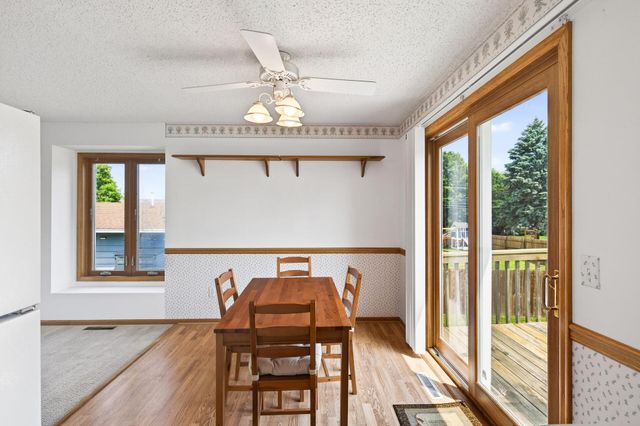 1113 Polk Street S, Shakopee, MN 55379