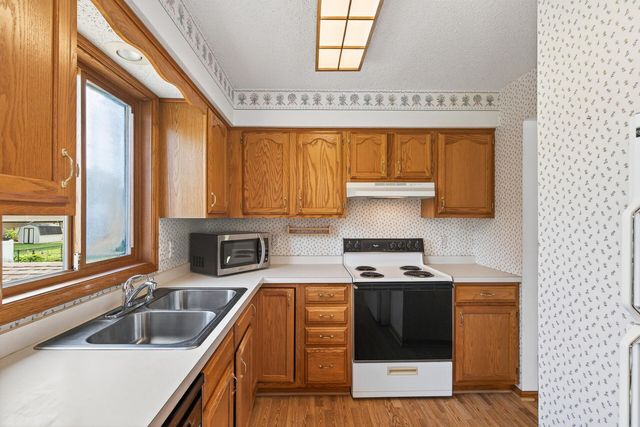 1113 Polk Street S, Shakopee, MN 55379