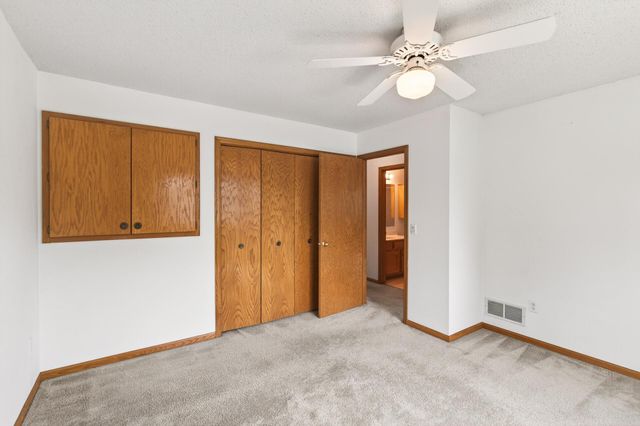 1113 Polk Street S, Shakopee, MN 55379