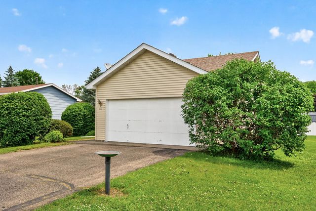 1113 Polk Street S, Shakopee, MN 55379