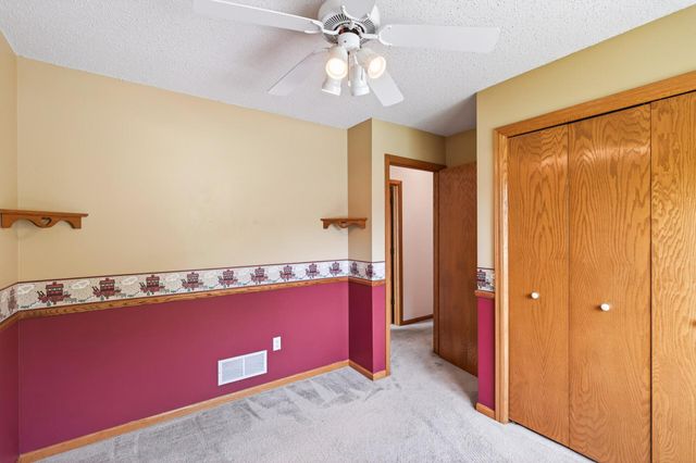 1113 Polk Street S, Shakopee, MN 55379