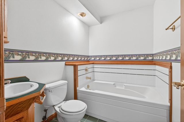 1113 Polk Street S, Shakopee, MN 55379