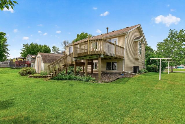 1113 Polk Street S, Shakopee, MN 55379
