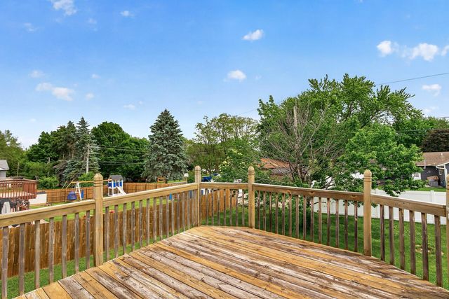 1113 Polk Street S, Shakopee, MN 55379