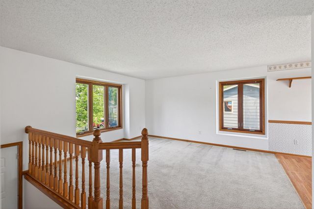 1113 Polk Street S, Shakopee, MN 55379