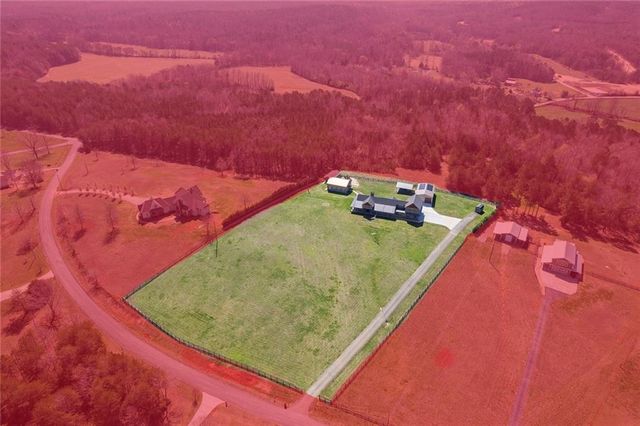 15 Lauren Lane NE, Rydal, GA 30171