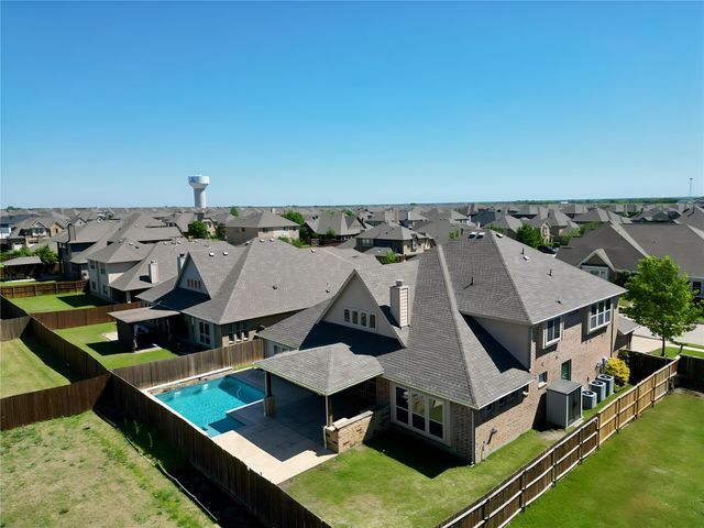1005 Walford Drive, Forney, TX 75126