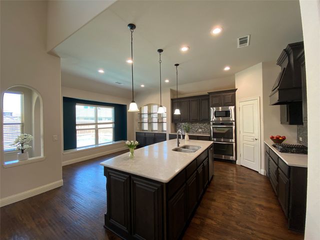 1005 Walford Drive, Forney, TX 75126