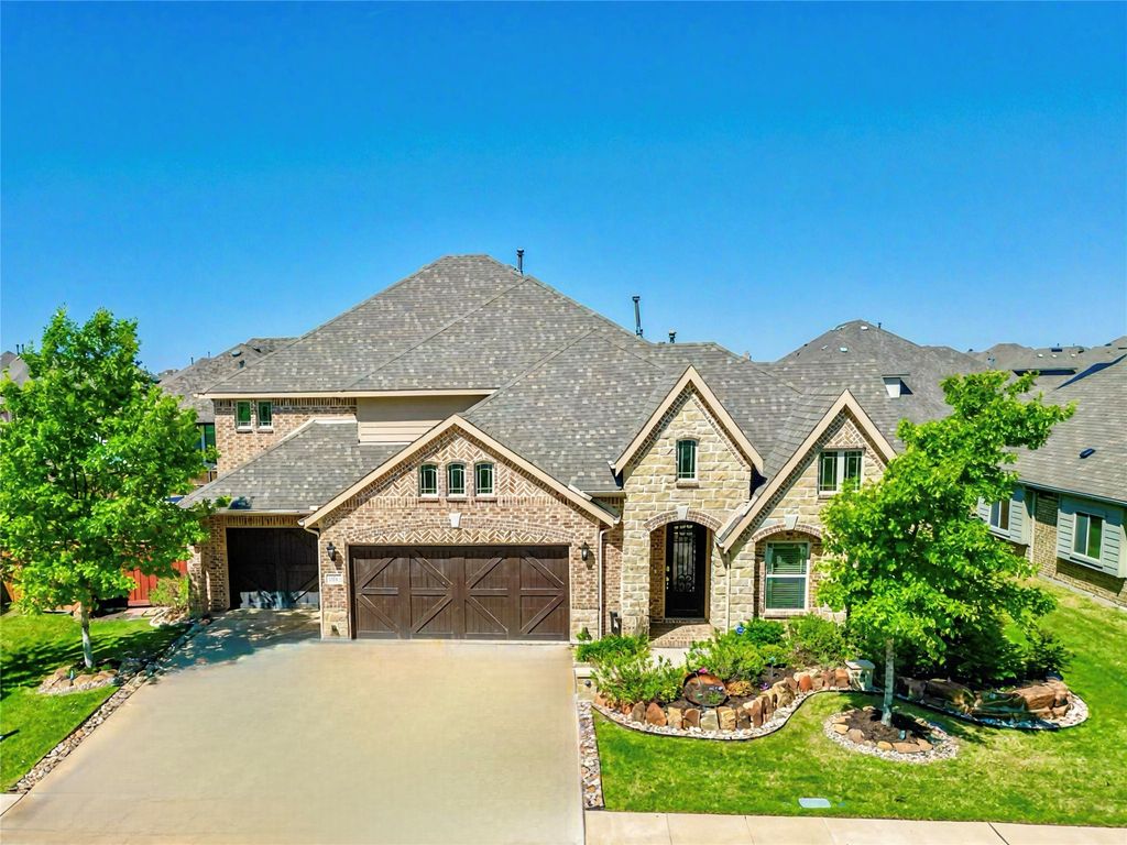 1005 Walford Drive, Forney, TX 75126