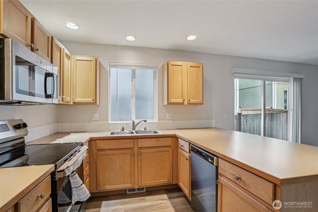 7339 178th Street Ct E, Puyallup, WA 98375