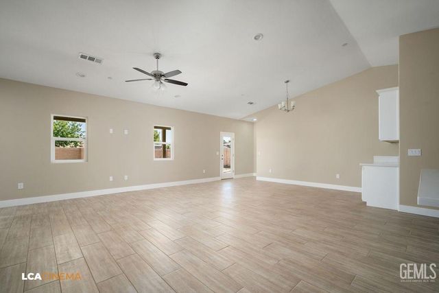 735 Sammy Way, Shafter, CA 93263