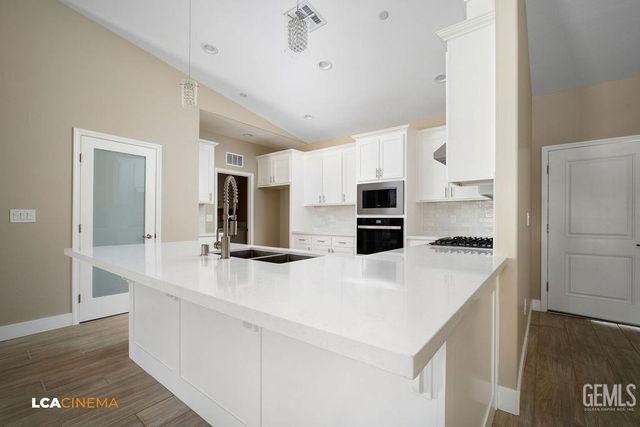 735 Sammy Way, Shafter, CA 93263