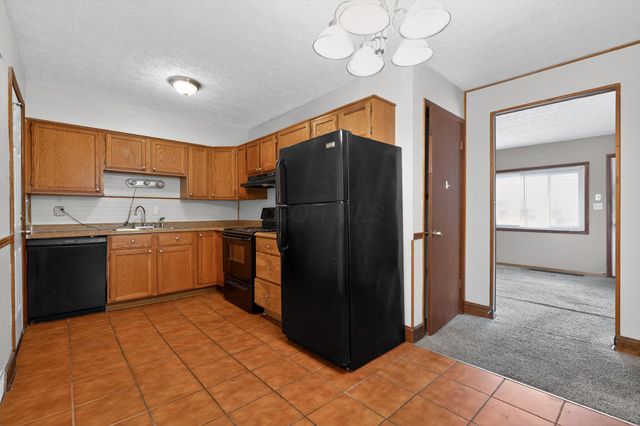 627 Savannah Drive, Columbus, OH 43228