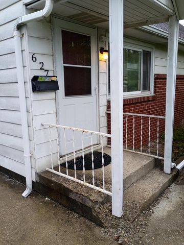 627 Savannah Drive, Columbus, OH 43228