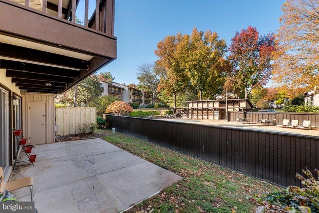 10067 WINDSTREAM DR #2, Columbia, MD 21044