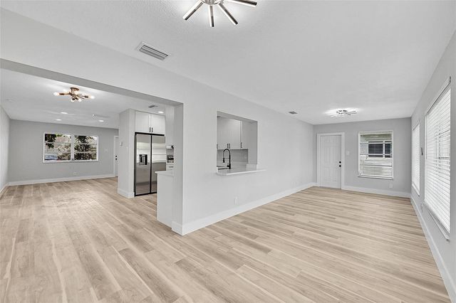 6925 NW 11th Street, Margate, FL 33063