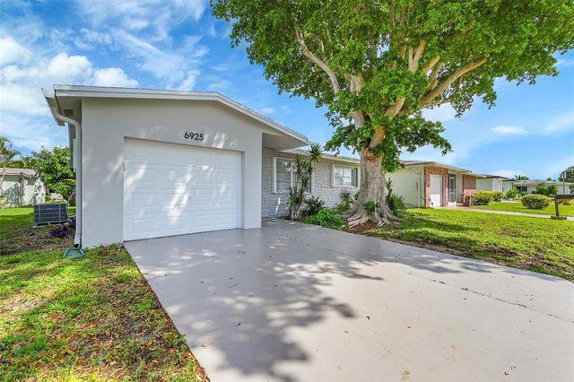 6925 NW 11th Street, Margate, FL 33063