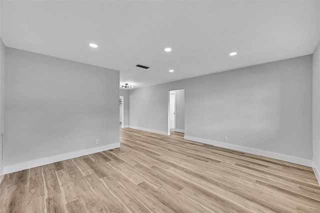 6925 NW 11th Street, Margate, FL 33063