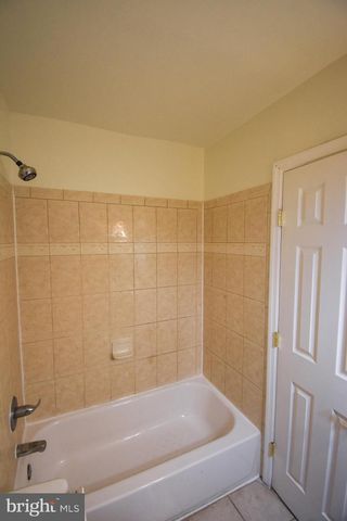 13 S ST NE, Washington, DC 20002