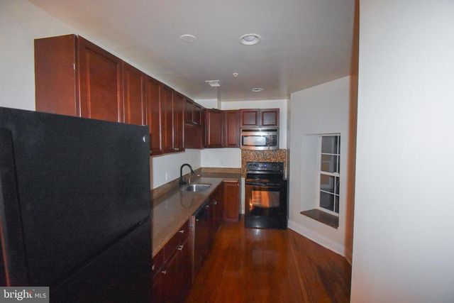 13 S ST NE, Washington, DC 20002