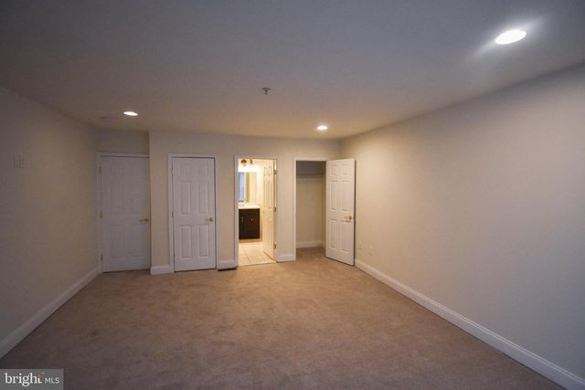 13 S ST NE, Washington, DC 20002