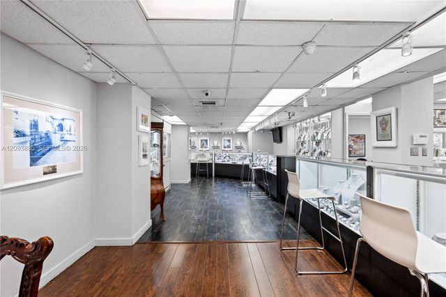 36 NE 1st Street, Miami, FL 33132