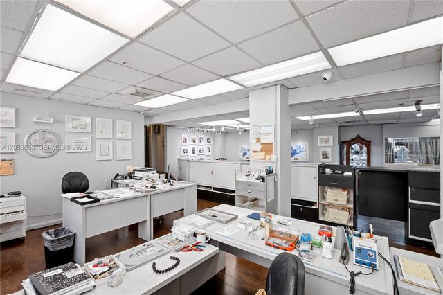 36 NE 1st Street, Miami, FL 33132