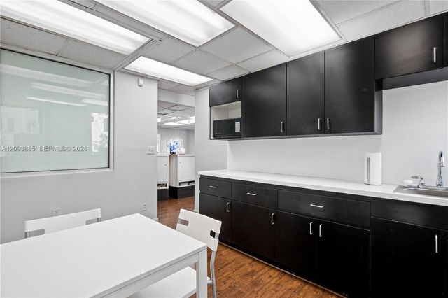 36 NE 1st Street, Miami, FL 33132