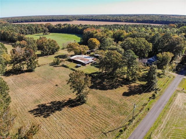 1900 Pocaty RD, Chesapeake, VA 23322