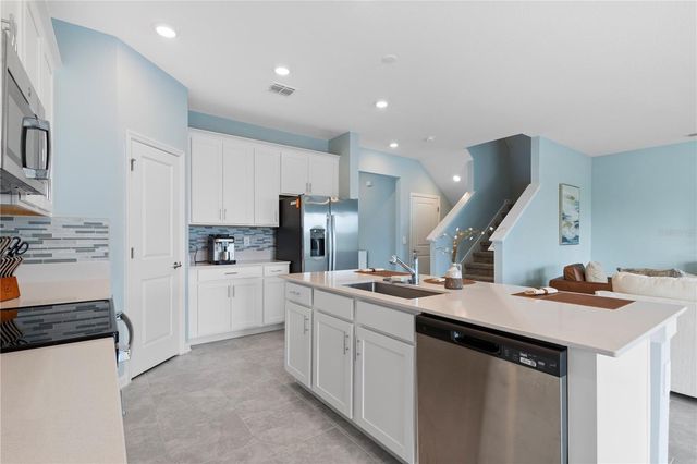 157 ACES HIGH LANE, Davenport, FL 33896