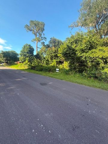 2057 8TH AVENUE, Deland, FL 32724