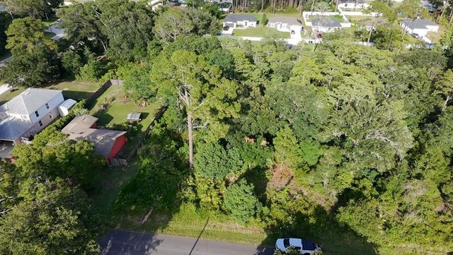 2057 8TH AVENUE, Deland, FL 32724