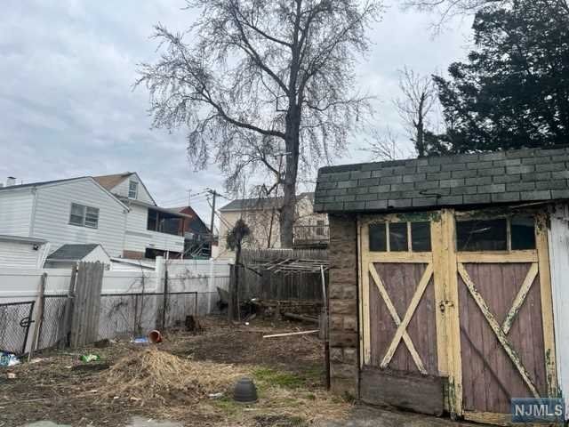 196 Edmund Avenue, Paterson, NJ 07502