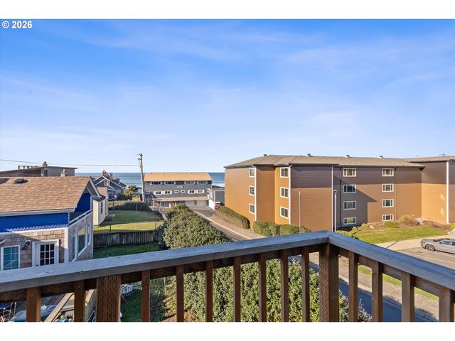 1555 Nw 39TH St, Lincoln City, OR 97367