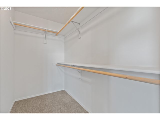 1555 Nw 39TH St, Lincoln City, OR 97367