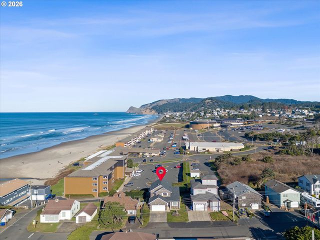 1555 Nw 39TH St, Lincoln City, OR 97367
