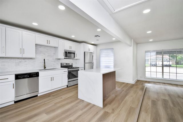 7210 Lumber Jack Drive, Houston, TX 77040