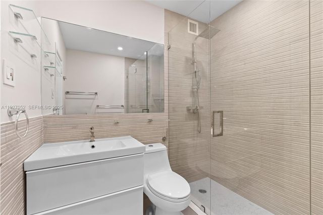 2451 Brickell Ave 18C, Miami, FL 33129