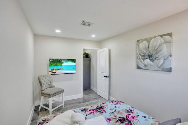 8047 NW 1st Place, Miami, FL 33150