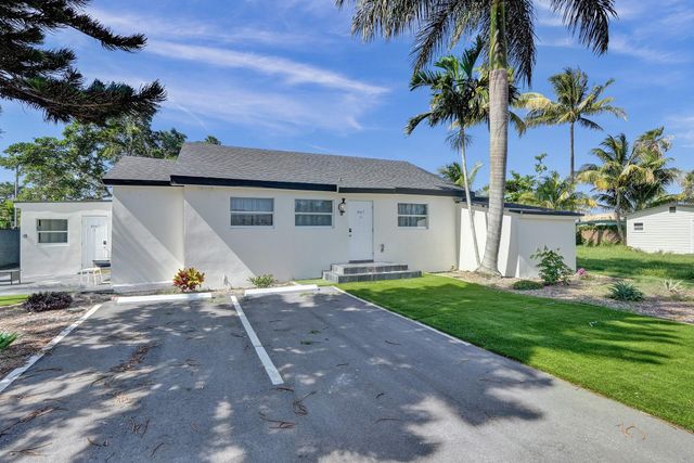 8047 NW 1st Place, Miami, FL 33150