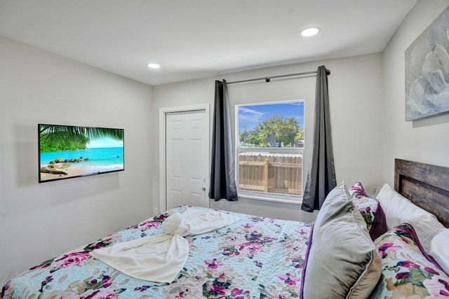 8047 NW 1st Place, Miami, FL 33150